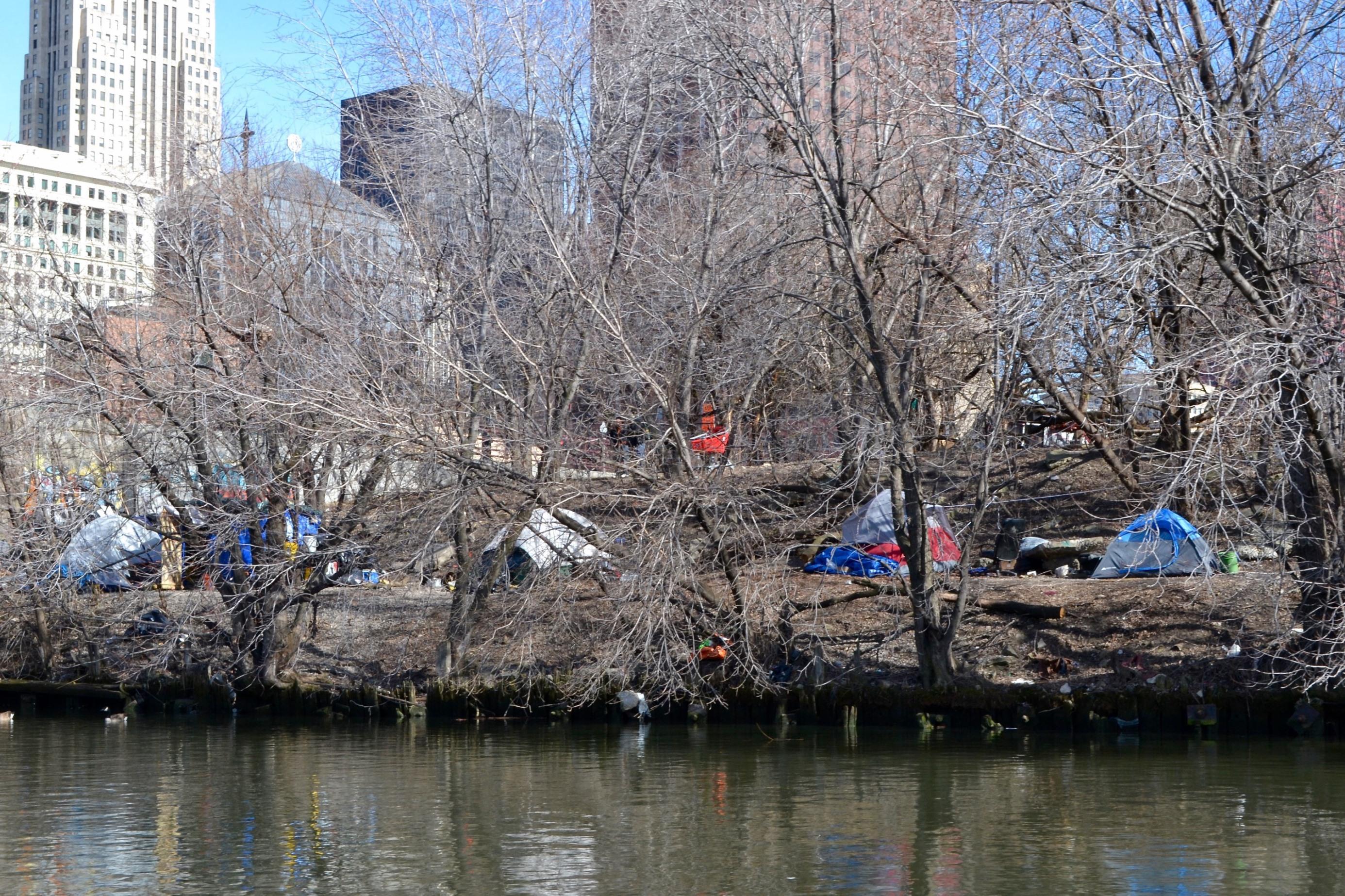 Fishing on the Chicago River | Chicago News | WTTW